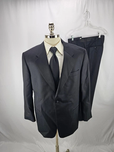 Louis Roth Men's Black Wool Tuxedo 44S 37 x 26