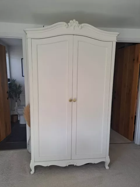 White Shabby Chic double wardrobe used