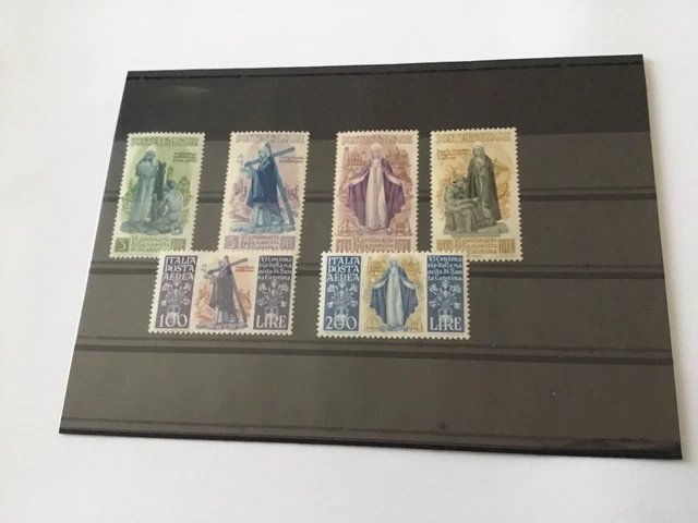 Timbres Poste Neufs Italie Série complète  Saint Catherine De Sienne 1948