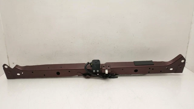NISSAN QASHQAI 2021-2023 5 Porta Anteriore Staffa Paraurti 622536UA0A