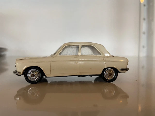NOREV 1/43 Peugeot 404 N°51 - Ancienne Miniature Plastique France - Collectionneur