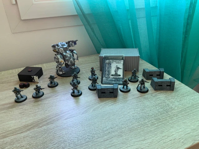 Lot Figurines AT-43 – Armée Una – Rackham – Occasion