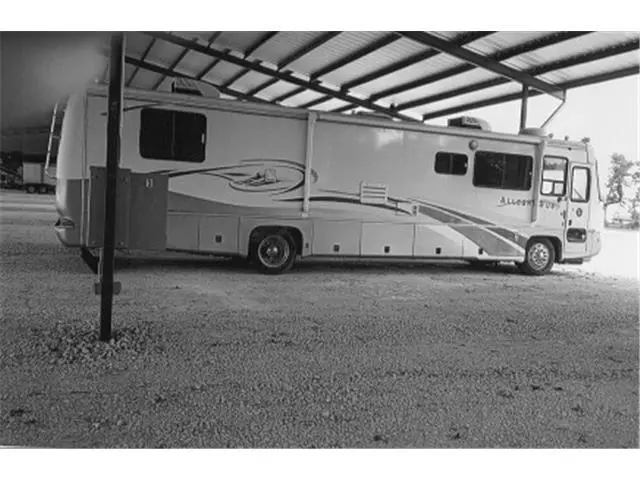 Tiffin Allegro Bus CREAM BRONZE with 108,000 Miles, for sale! Tiffin Allegro Bus CREAM BRONZE with 108,000 Miles, for sale!