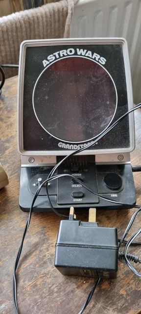 Jeu Portable Vintage Grandstand Thunderbirds - Années 80 - Jeu D'arcade électronique