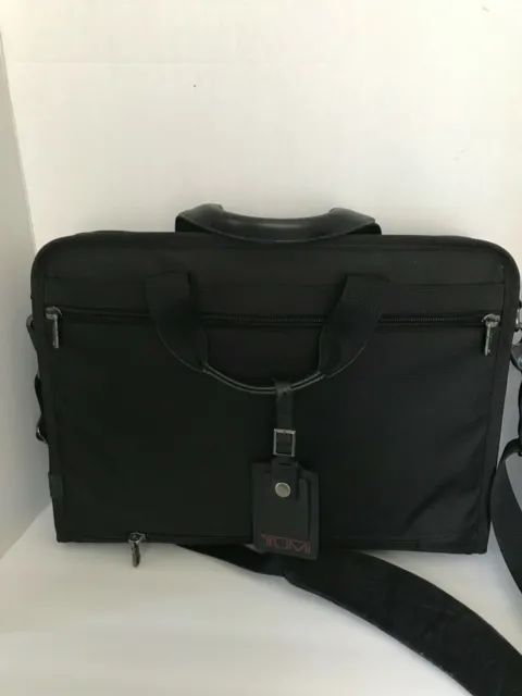 Tumi Combo Computer/Briefcase ,Black Nylon ,Handles And Shoulder Strap 