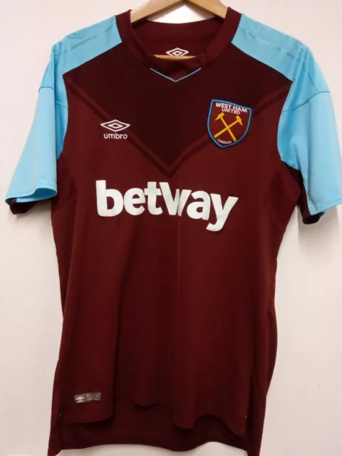 WEST HAM United Football top SHIRT SIZE L UMBRO BETWAY