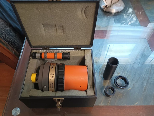 Celestron C90 1000 Mm F/11 Telescope In Case