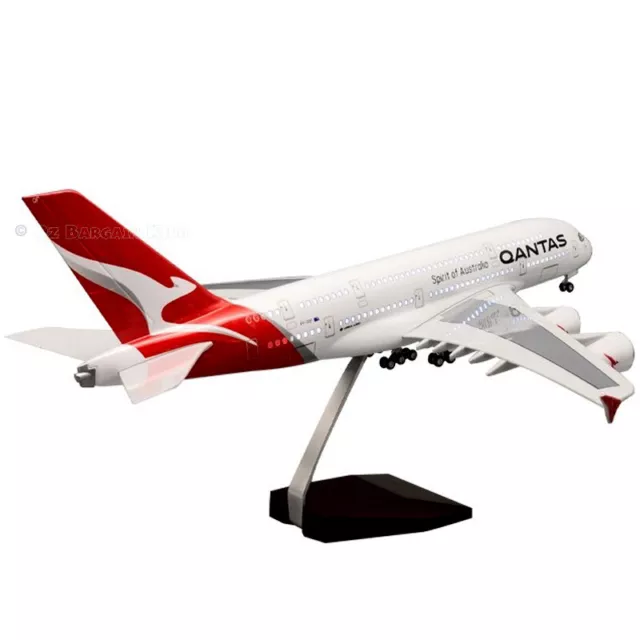 Diecast Model Planes Large Qantas A380 1:160 50cm Air Plane w/ LED Lights Wheels 3