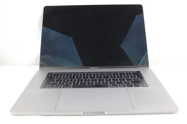 Apple MacBook Pro A1990 (EMC 3359) 15", 2019 computer portatile per ricambi e ricambi
