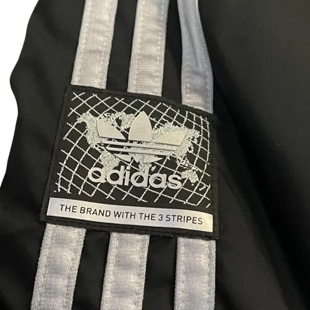 Giacca bomber imbottita Adidas Originals Chile 20 nera/argento taglia media nuova con etichette 3