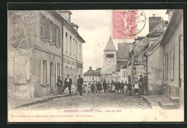 CPA Ressons-sur-le-Matz, Rue du Bail, vue de la rue avec Kirchblick