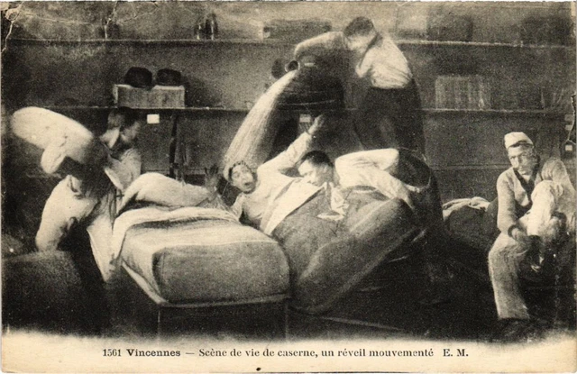 CPA AK Vincennes Scene de vie de caserne FRANCE (1283162)