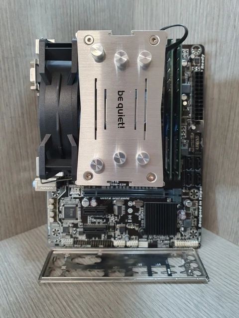 16” Macbook Pro Intel i9 2.4GHz/ 2TB SSD Can I do custom liquid cooling in a small case?