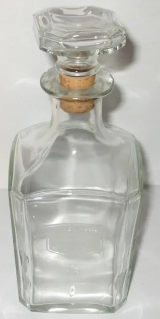 Cutty Sark scots whisky liquor bottle decanter