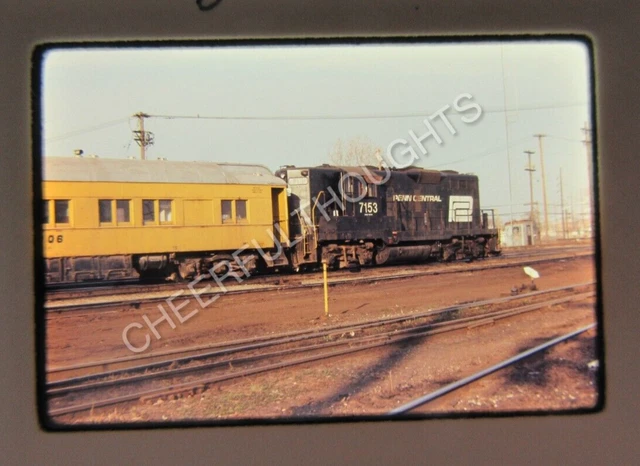Original '76 Ektachrome Slide PC Penn Central 7153 GP9 Wreck work train   36N40