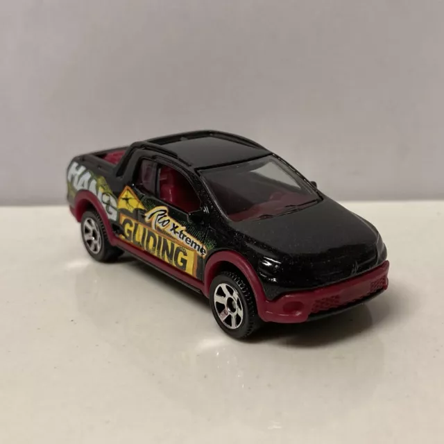 2011 MATCHBOX VOLKSWAGEN SAVEIRO CROSS MBX TOURS 1:64 DIECAST