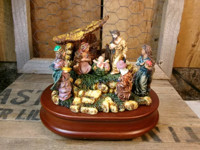 Vintage Nativity Scene Music Box ~ Plays Silent Night