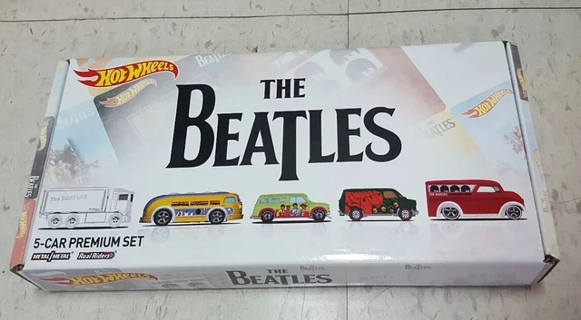 HOT WHEELS THE beatles set of 5 CARS + BOX Toys R Us
