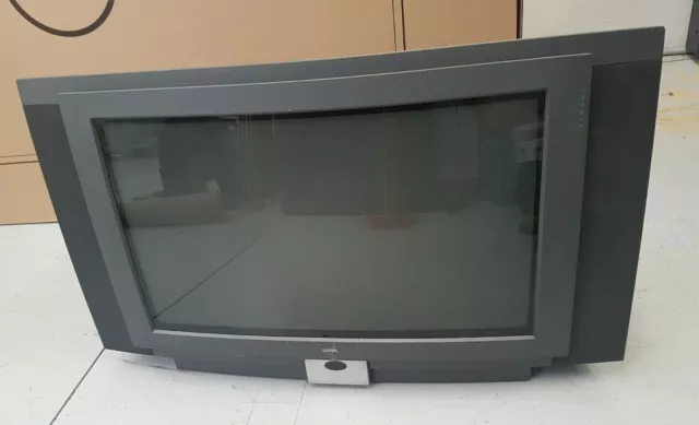 Loewe planus tv top