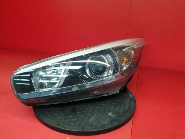 Kia Ceed Headlight Nearside Passenger Lh Headlamp 2013