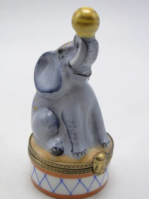 French Chamart Decor Main Limoges Circus Elephant w Ball Ring Trinket Pill Box