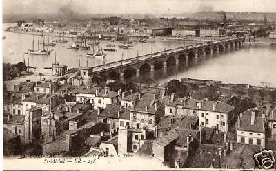 CPA 33 BORDEAUX  vue générale prise de la tour st michel
