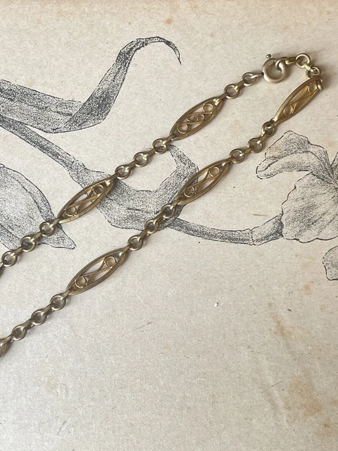 Collier Vintage Doré – Bijou Fantaisie Rétro élégant, Accessoire Intemporel