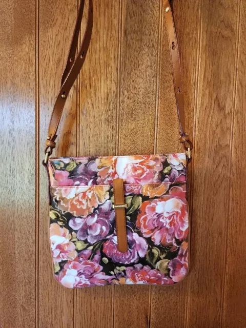 Brahmin Floral Crossbody Handbag In Very Good Condition