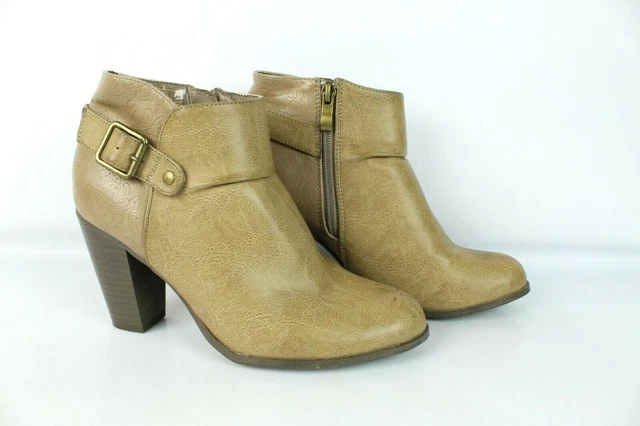 Bottines Cache Cache cuir marron T 38 / UK 5 TRES BON ETAT