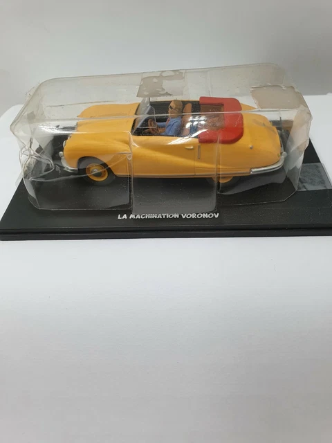 Modèle Réduit Peugeot 404 Jaune Blake Et Mortimer - échelle 1/43