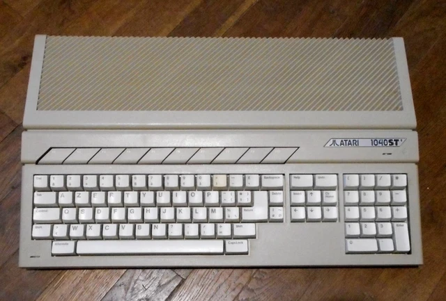 Atari 520 STf, Ordinateur Vintage, Testé Fonctionnel, Version Française, Boîte D'origine