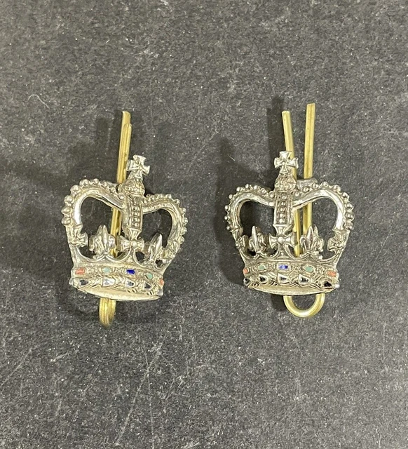 POST WW2 BRITISH Army Officer's Silver Rank Crown Shoulder Badges 24.