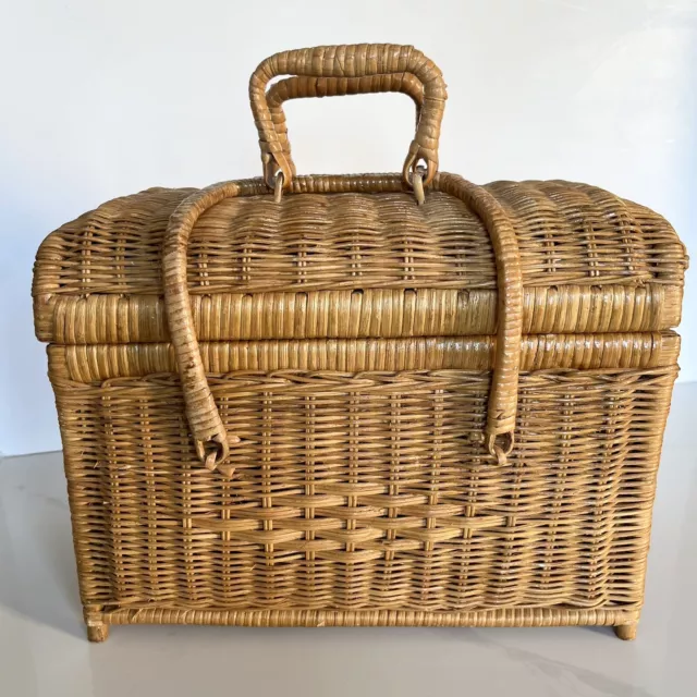 VTG Wicker Rattan Picnic Basket Handles Storage Boho MCM Coastal