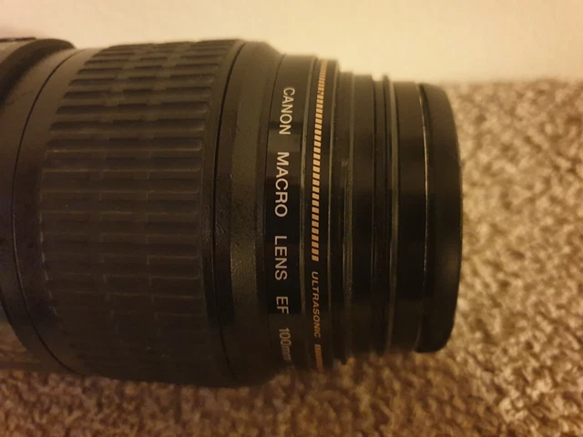 Canon EF 100mm F/2.8 USM Lens