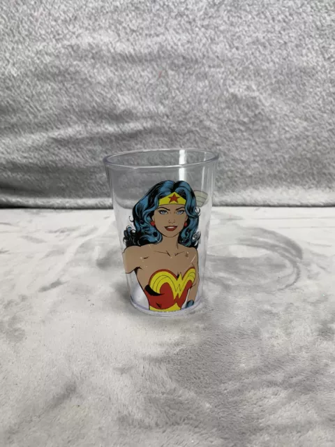 Wonder Woman USA Made  Tumbler Glass Vintage DC Comics