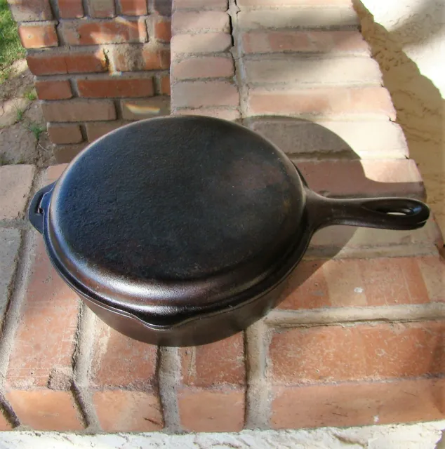 Vintage Unmarked Lodge Cast Iron Hinged Combo Cooker 8-FS - Fully