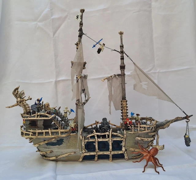 Mega bloks ghost ship top