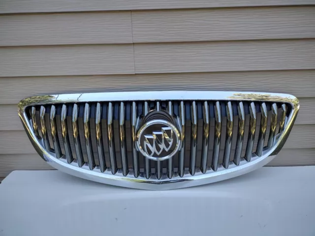 2008-2012 Buick Enclave Front Upper Grille chrome w/emblem genuine Oem nice