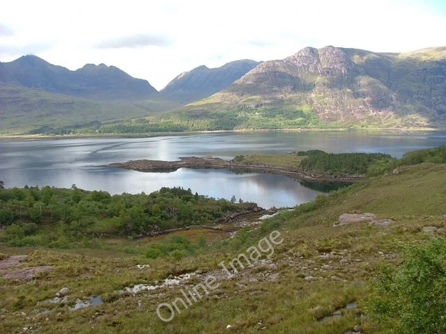 Photo 6x4 Ob Gorm Mu00c3u00b2r Annat/NG8954 A bay on Loch Torridon. c2011