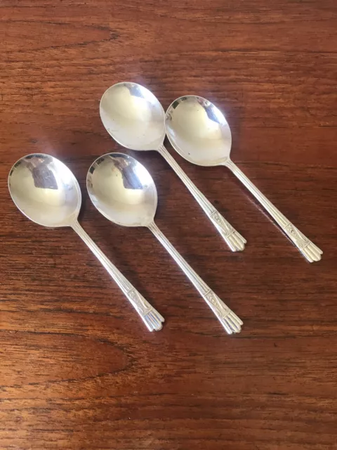 Set Of Four Vintage Yeoman Plate Silver Plate Dessert Spoons Made In England