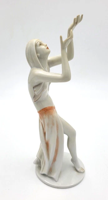 Charleston, a porcelan fgure desgned by Gustav Oppel for Rosenthal Germany n 1927. | Art