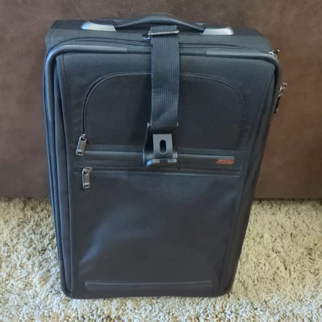 Tumi Luggage Alpha International Expandable Carry-on 22020D4 20"