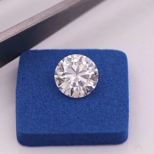 Diamant De Laboratoire Triangle CVD - 4.00 Mm Couleur D Clarté FL Certifié AGL - Environ 0.24 Ct