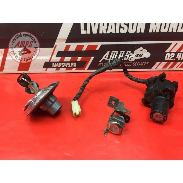 Batterie Yuasa pour Moto Honda 125 Varadero 2001 à 2013 - MFPN : -99043