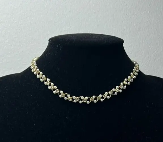 Beautiful Dainty Small Vintage Jewellery Necklace Choker Style Pearl and Crystal