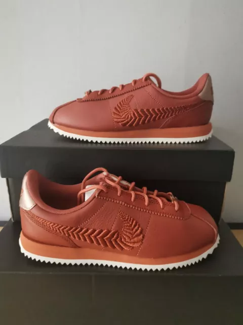 NIKE CORTEZ BASIC PRM Embroidered GS Youth AV1336 200 UK 5.5 EU