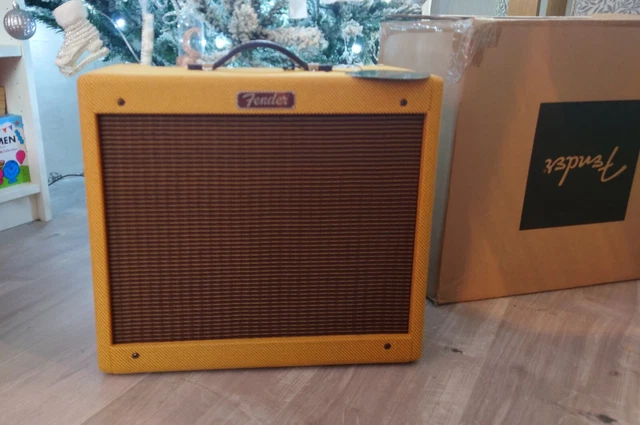 Fender Blues Junior Lacquered Tweed Valve Guitar Amplifier Ltd Ed 15w Pristine