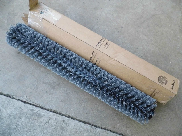 New Oem Tennant Brush 222312 , Splscb, 36L, 18Sr,Abr,Spl