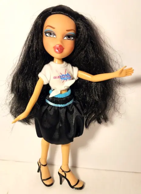 BRATZ DOLL LONG BRUNETTE Hair / BROWN Eyes with Shoes & Outfit ( SEE PHOTOS  ) $4.29 - PicClick