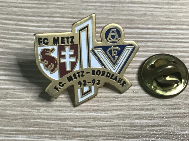e PIN PINS FOOTBALL SOCCER FOOT FC METZ SUPPORTER